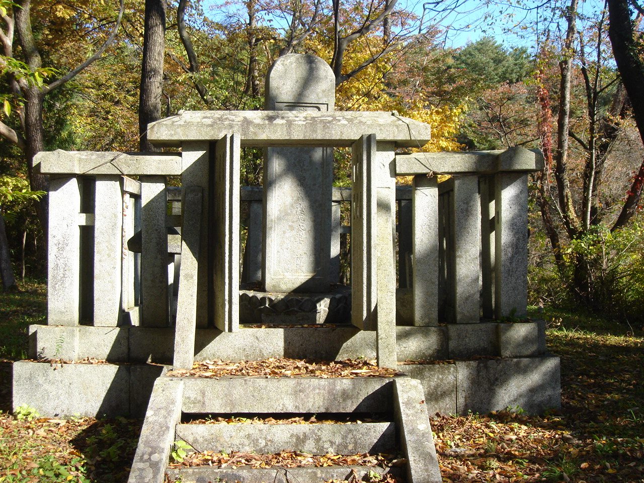 南部利幹の墓（聖寿禅寺）
