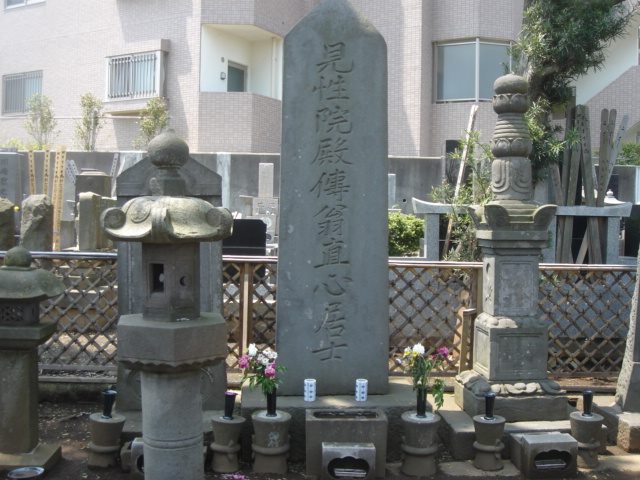 成瀬之成の墓(宝成寺)