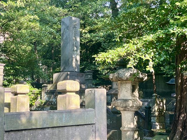 藤堂高潔の墓