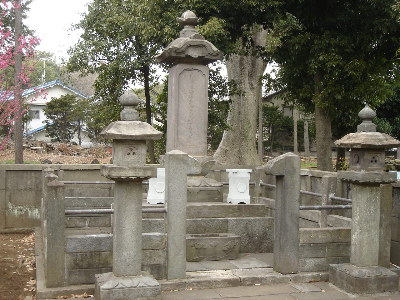 井伊直弼の墓（豪徳寺）