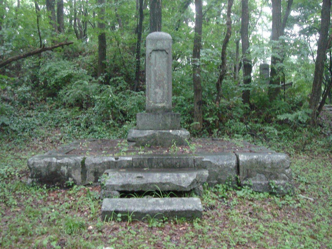 南部行信の墓（聖寿禅寺）