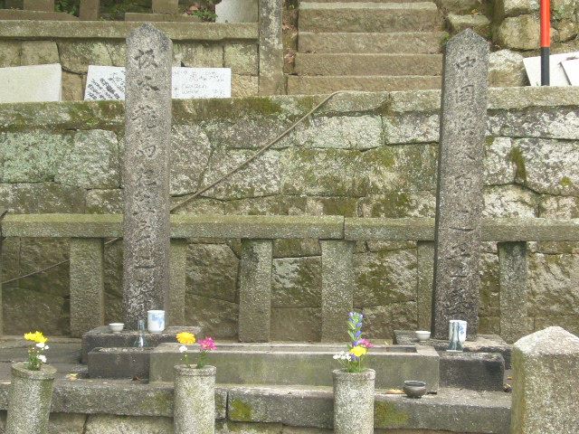 坂本龍馬の墓