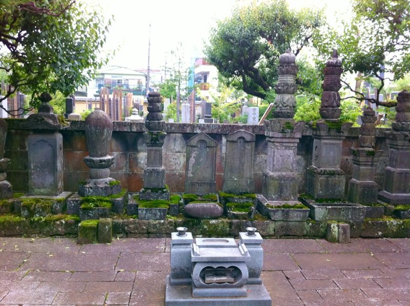 今川氏累代の墓（観泉寺）