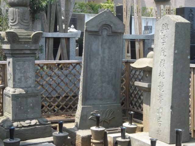 成瀬之虎の墓（宝成寺）